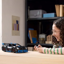 LEGO TECHNIC MAȘINA DE CURSE PORSCHE GT4 E-PERFORMANCE 42176 - Img 3