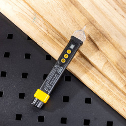 Tester de tensiune fara contact Deli Tools EDL8011, 12/48-1000V AC (negru) - Img 3