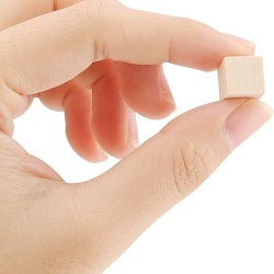 Set 200 cuburi din lemn natural netratat, 1 x 1 x 1 cm, blocuri mici pătrate din lemn masiv pentru bricolaj, craft, decorațiuni DIY și activități educative - Img 7