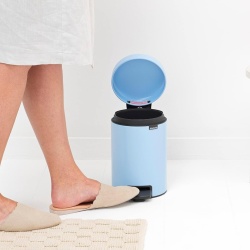 Coș de gunoi cu pedală Brabantia NewIcon, capacitate 5L, închidere silențioasă Soft-Close, găleată interioară detașabilă, Dreamy Blue (Albastru) - Img 8