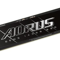 GIGABYTE AORUS SSD GEN5 14000 1TB - Img 3