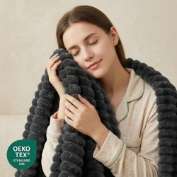 Pătură Dreptunghiulara Fleece WAVVE 150 x 200 cm, Flanelă Moale cu Textură Dungi în Relief, Călduroasă și Respirabilă, pentru Canapea și Pat, Gri - Img 7