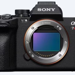Α7R V FULL-FRAME HIGH-RESOLUTION CAMERA