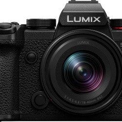 Panasonic Lumix S5D Aparat Foto Mirrorless 6K 24MP Kit cu Obiectiv 18-40mm - Img 2