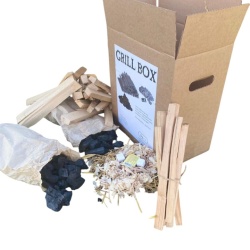 Set aprindere gratar, Grill Box, 4 kg lemn fag si cires , 1kg mangal din lemn de esenta tare