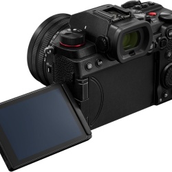 Panasonic Lumix S5D Aparat Foto Mirrorless 6K 24MP Kit cu Obiectiv 18-40mm - Img 5