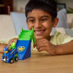 PATRULA CATELUSILOR FILMUL CU DINOZAURI SET VEHICUL CU RAMPA SI FIGURINA CHASE - Img 3