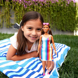 BARBIE TRAVEL PAPUSA BARBIE ANIVERSARE 50 DE ANI MALIBU SATENA - Img 3
