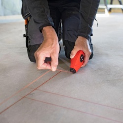 Cretă de Trasat Albastră Hultafors 100 g, Rezistentă la Apă și Vânt, Pigment Intens pentru Linii Vizibile și Durabile, Utilizare Interior și Exterior - Img 2