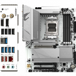 MB Gigabyte B650 AORUS ELITE AX ICE - Img 3