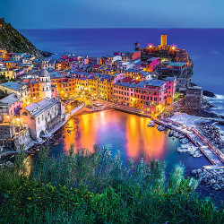 PUZZLE TREFL 2000 LA APUS IN VERNAZZA ITALIA - Img 2