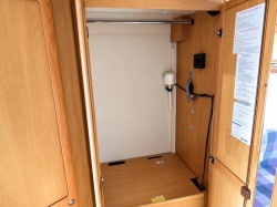 HYMER STAR-LINE 640 Motorhome, Mercedes Sprinter W905 2.7L (156CP) – 2000 - Img 21