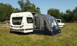 Lynx inflatable caravan tent, length 200 cm, including caravan skirt