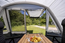 One Beam inflatable tent for caravan or motorhome, 250 x 350 cm - Img 5