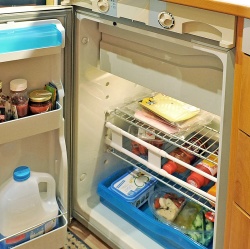 Refrigerator stop for caravans or motorhomes, 25.5 - 43 cm - Img 2
