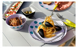 Melamine crockery set with blue polka dots, 16 pieces for 4 persons - Img 3