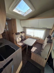SUNLIGHT A70 motorhome - Img 14