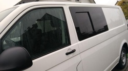 VW T5/6 sliding opening window with glass pane - Img 4