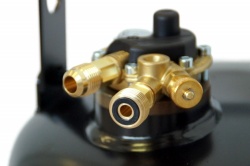 Rezervor GPL reincarcabil din otel cu multivalva si indicator umplere, 15l , inaltime 385 mm - Img 3