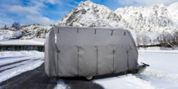 Brunner caravan cover made of 4-layer SFS polypropylene, breathable and UV resistant - Img 5