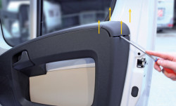 HEOSafe interior safety lock with key for Ducato / Boxer / Jumper 2 pieces - Img 2