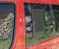 Metal ventilation grille for sliding window Fiat Ducato manufactured >2006