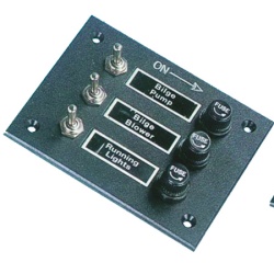 Panel with 3 rocker switches with 5A fuses pre-installed, marine standard