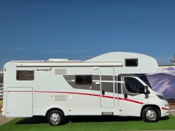 SUNLIGHT A70 motorhome - Img 8