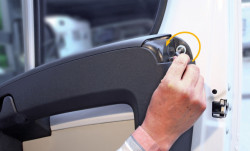 HEOSafe interior safety lock with key for Ducato / Boxer / Jumper 2 pieces - Img 3