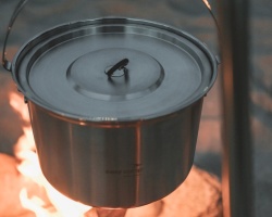 Campfire stainless steel pot with lid, 4 litres