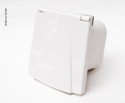 External socket 220V / 12V / TV and HDMI - Img 4