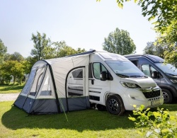 One Beam inflatable tent for caravan or motorhome, 250 x 350 cm - Img 2