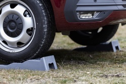 Cale pentru nivelare Fiamma cu trei niveluri si suprafata profilata, 2buc - Img 3