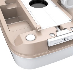 Detaliu mecanic al toaletei chimice portabile Seaflo Premium - manetă PULL și buton flush pentru bărci, iahturi și camping.