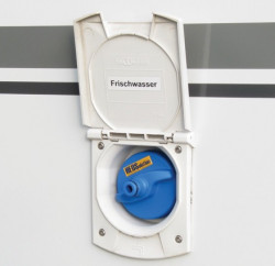 Water supply cap with Gardena hose connection - Img 3