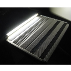 Iluminare LED Thule pentru treaptă Slide Out Step (301477)