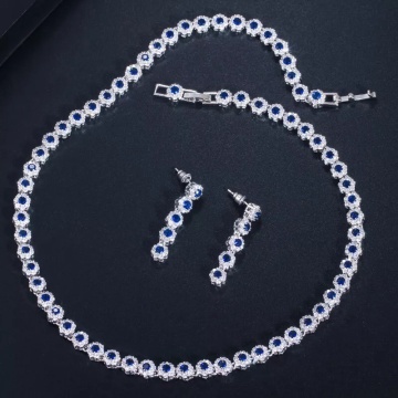 Set bijuterii elegant cu pietre albastre