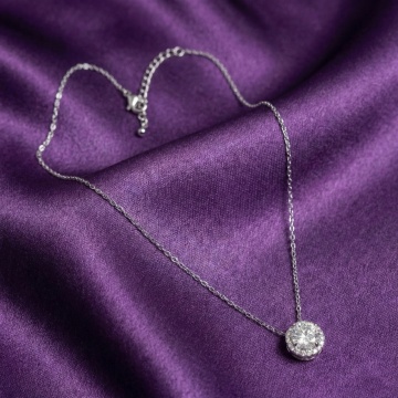 Lantisor argint 925 cu diamant moissanite
