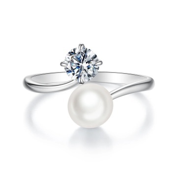 Inel reglabil din argint, cu piatra Moissanite 0.5CT si perla de cultura, Ayla