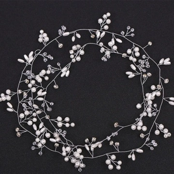 Ornament par mireasa cu perle