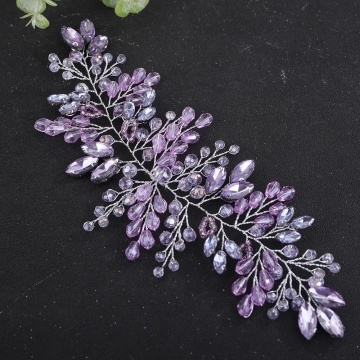 Ornament par cu pietre violet