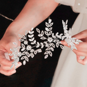 Accesoriu par modelator argintiu