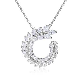 Lantisor cu pandantiv rotund, cu pietre din zirconiu, Sparkly Petals