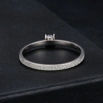 Inel din argint cu diamant moissanite