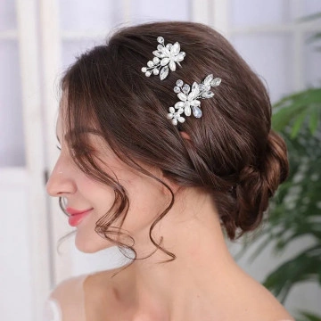 Silver hair clips set with pearls and crystals, Aura