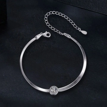 Bratara din argint cu piatra moissanite