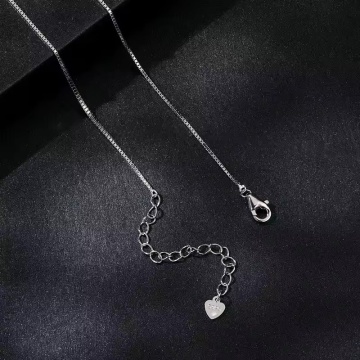 Lantisor inima argint 925 cu diamant moissanite