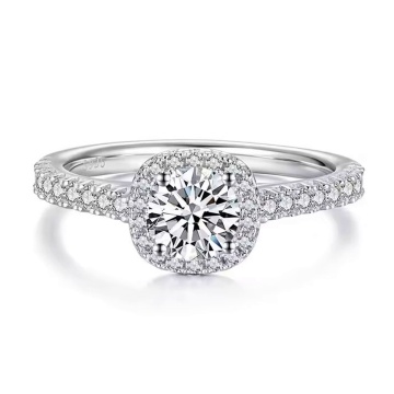 Inel din argint cu piatra moissanite de 0.5 CT, Pure Radiance