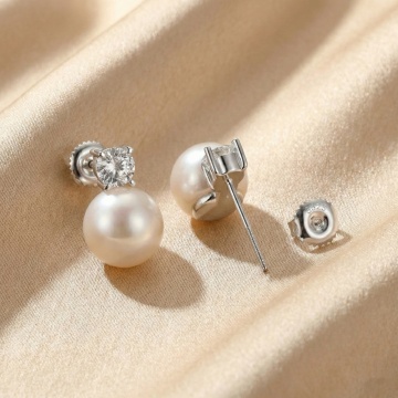 Cercei din argint 925 cu moissanit 0.5CT si perla de cultura