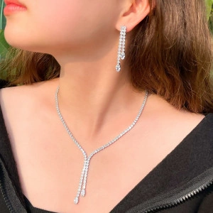 Set bijuterii elegant cu zirconiu